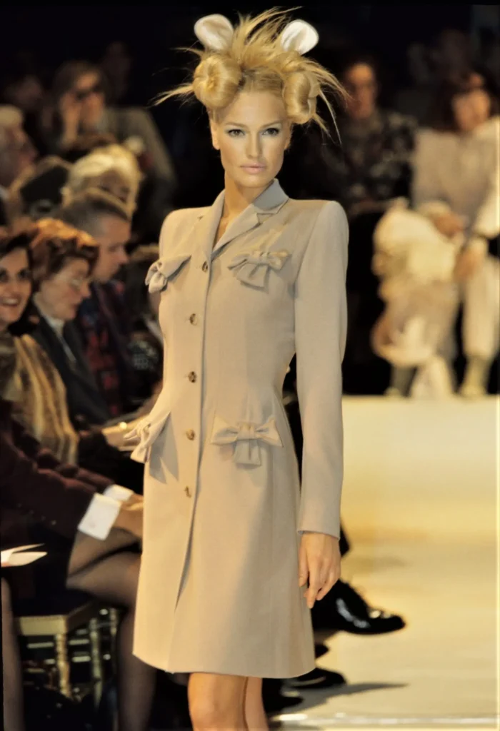 Chronicle Colombia AlexanderMcqueen 1