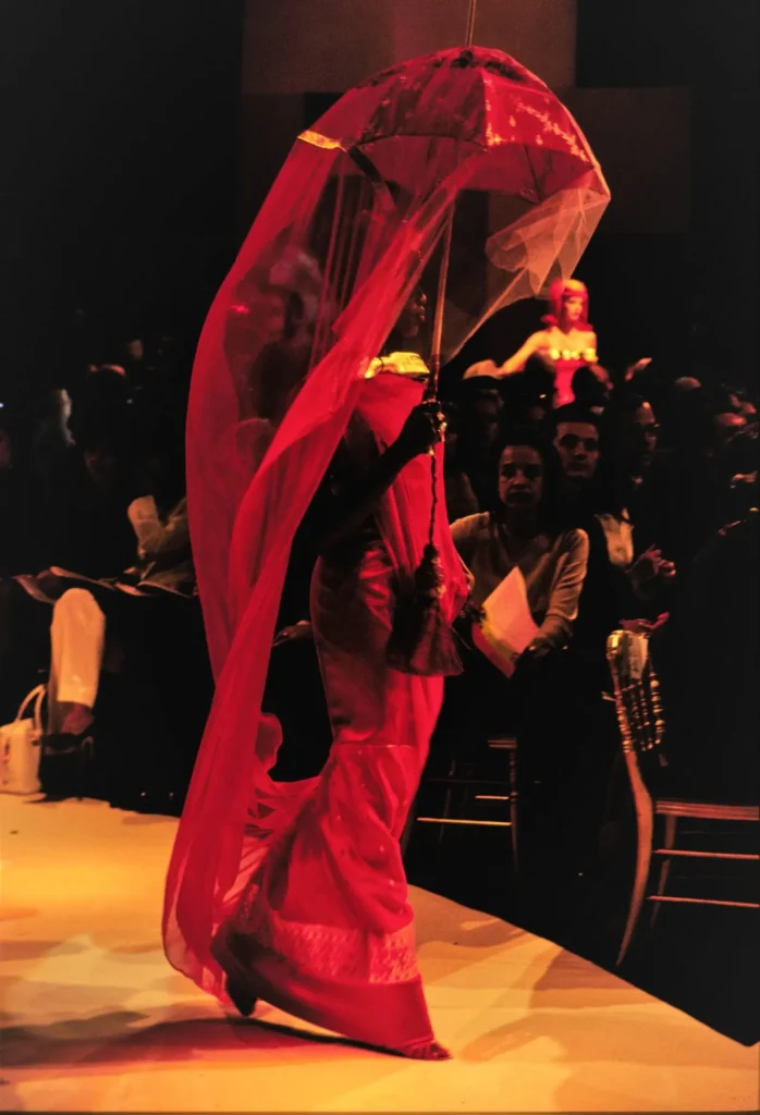 Chronicle Colombia John Galliano 3