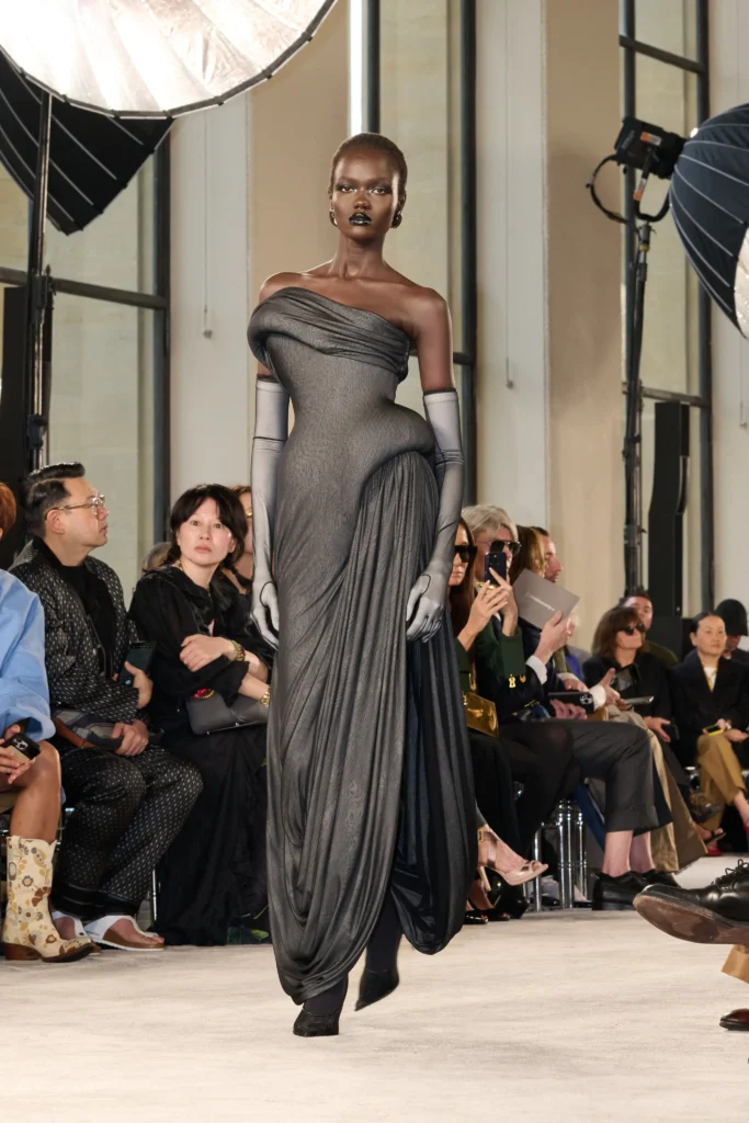 Chronicle Colombia Schiaparelli couture 2025 19